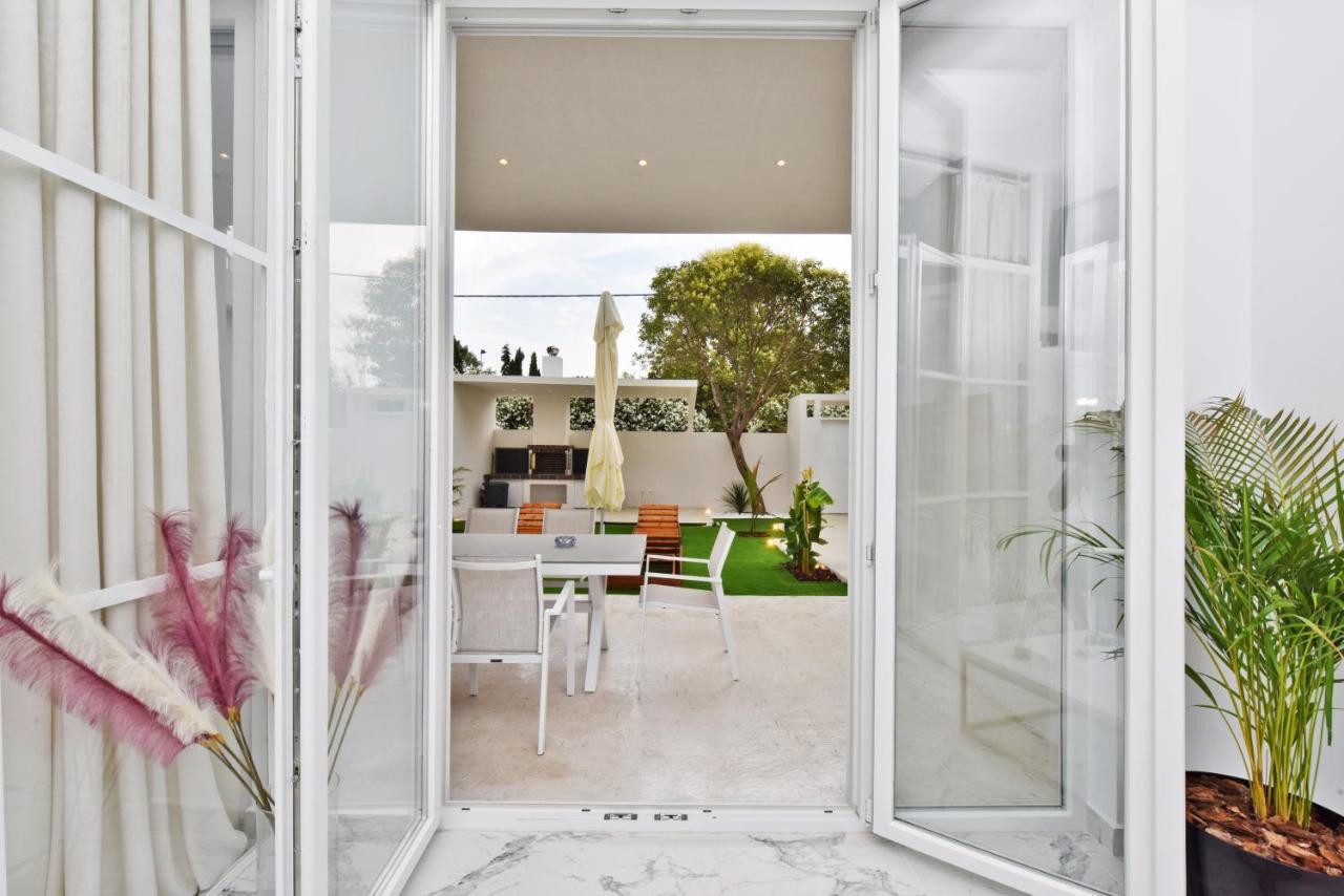 4 Elements Seaside Luxury Suites By Rentalspro Services Nea Moudania Halkidiki Exteriör bild