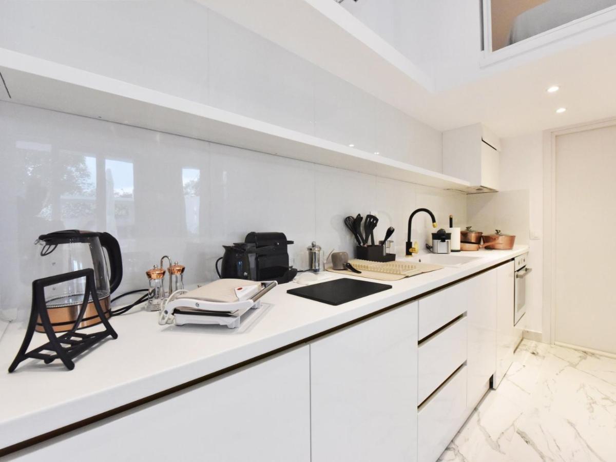 4 Elements Seaside Luxury Suites By Rentalspro Services Nea Moudania Halkidiki Exteriör bild